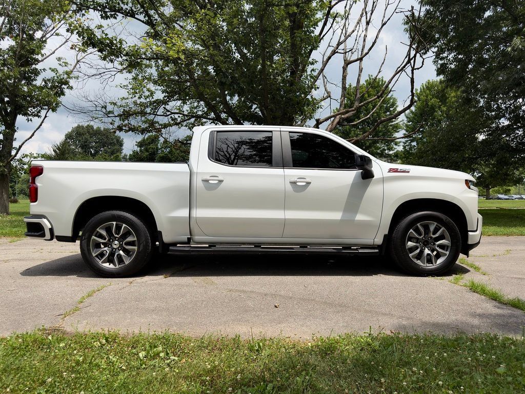 Used 2020 Chevrolet Silverado 1500 RST AWD/4WD image 3