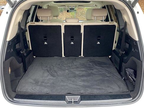 Used 2023 Mercedes-Benz GLB 250 4MATIC image 12