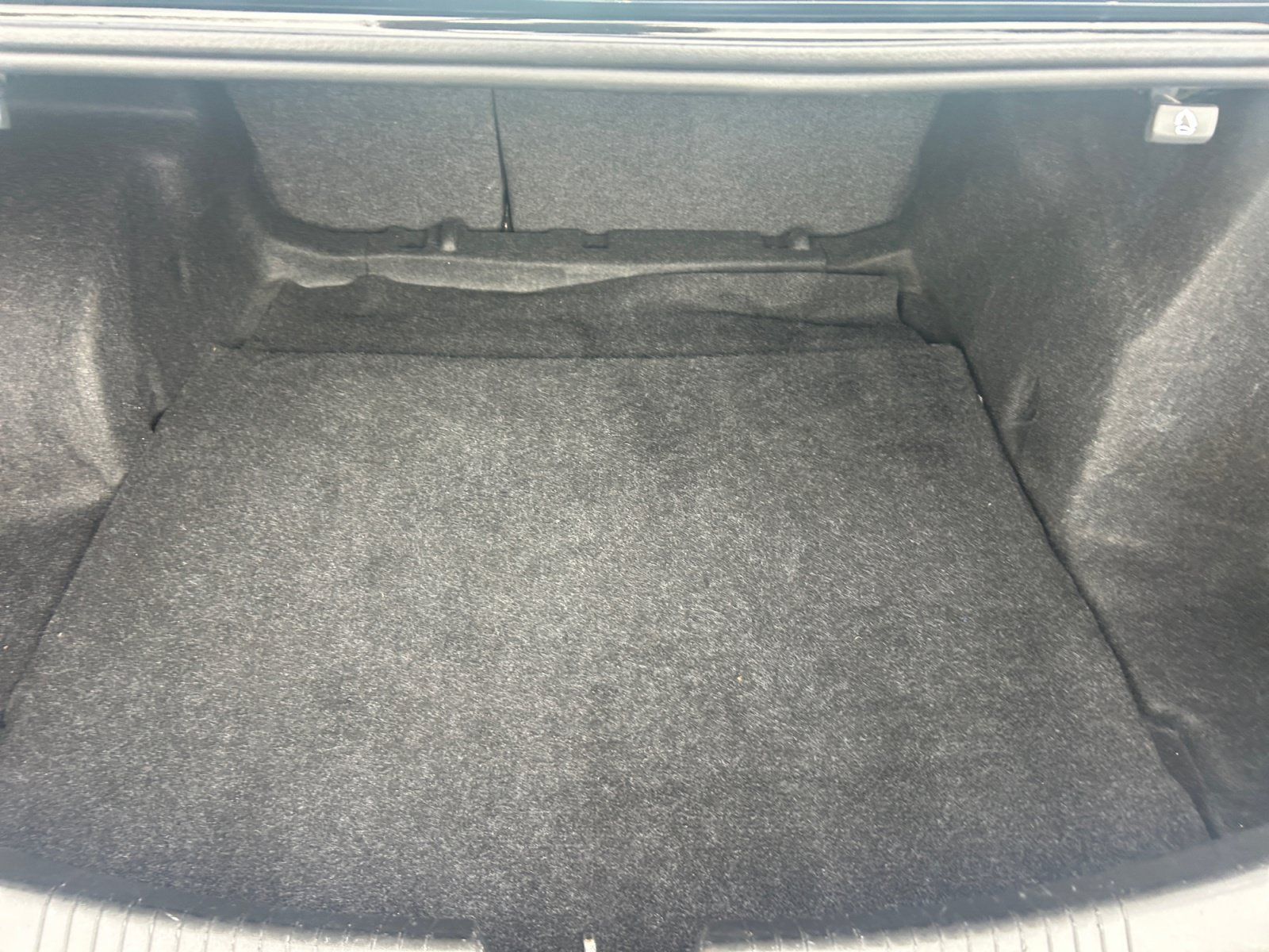 Used 2023 Chevrolet Malibu LS FWD image 29