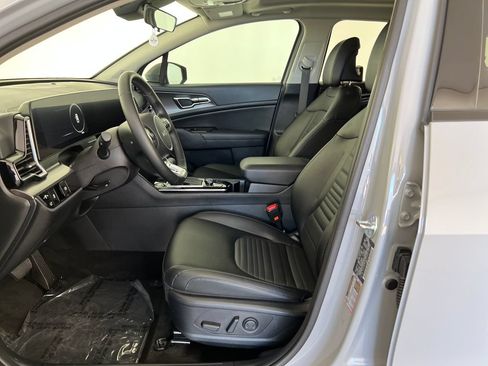 Used 2025 Kia Sportage SX AWD/4WD image 12