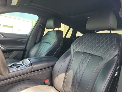 Used 2020 BMW X6 M50i w/ Premium Package AWD/4WD image 25