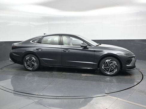 New 2026 Hyundai Sonata SEL image 3