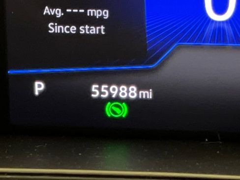 Certified 2022 Volkswagen Taos SE FWD image 23