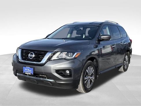 Used 2019 Nissan Pathfinder SL image 2