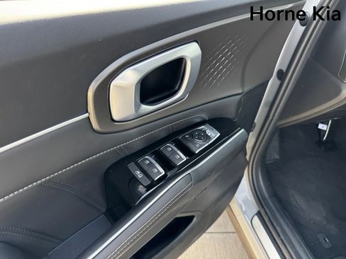 New 2026 Kia Sorento SX image 10