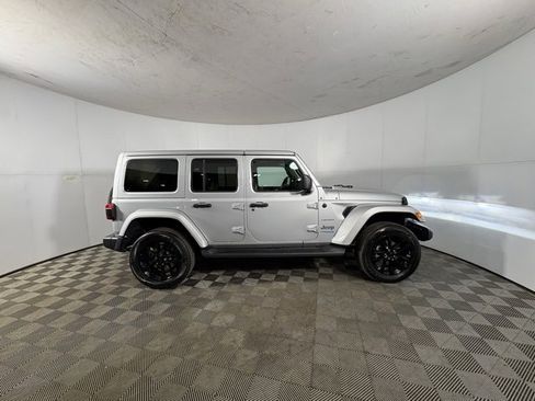 Used 2022 Jeep Wrangler Unlimited Sahara w/ Cold Weather Group image 6