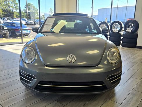 Used 2017 Volkswagen Beetle 1.8T image 2