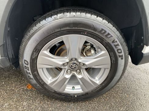 Used 2024 Toyota RAV4 XLE image 20