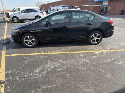 Used 2015 Honda Civic SE image 1