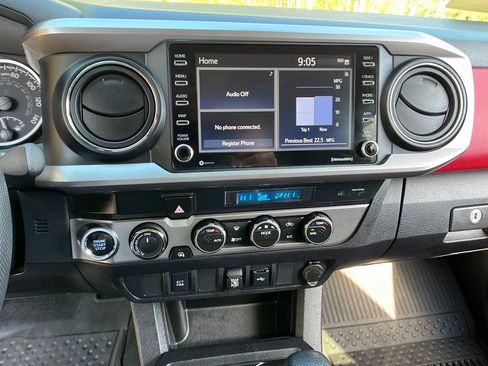 Used 2023 Toyota Tacoma SR5 AWD/4WD image 16