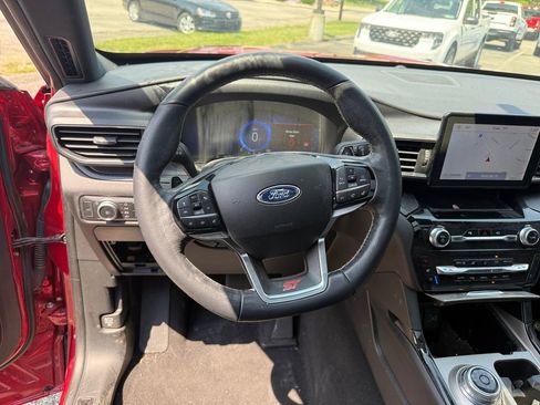 Used 2022 Ford Explorer ST w/ Equipment Group 401A AWD/4WD image 15