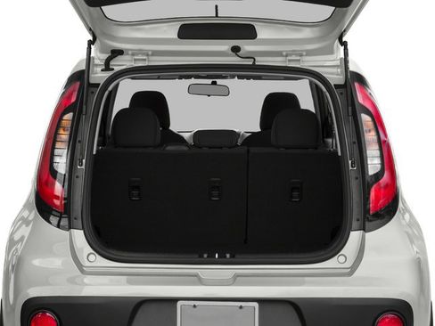 Used 2018 Kia Soul w/ Convenience Package FWD image 15