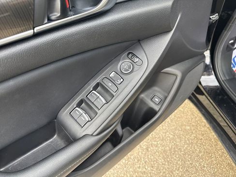 Used 2021 Honda Accord Sport image 12