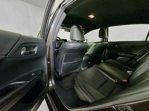 Certified 2017 Honda Accord Sport image 17