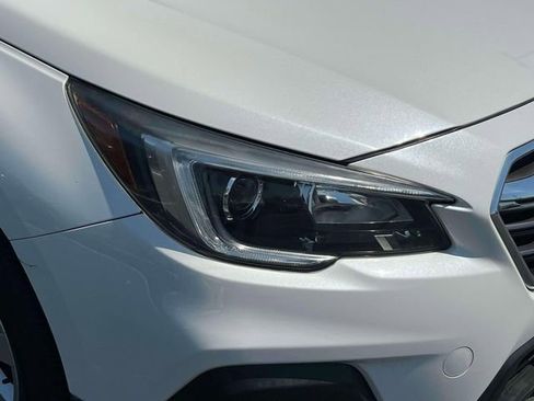 Used 2019 Subaru Outback 2.5i Premium AWD/4WD image 8