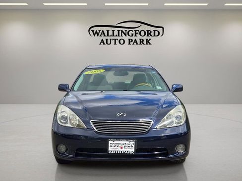 Used 2005 Lexus ES 330 FWD image 2