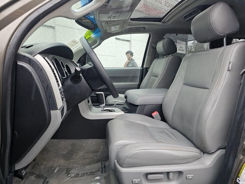 Used 2008 Toyota Sequoia Limited AWD/4WD image 19