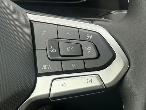 New 2026 Volkswagen Atlas Cross Sport SE image 22