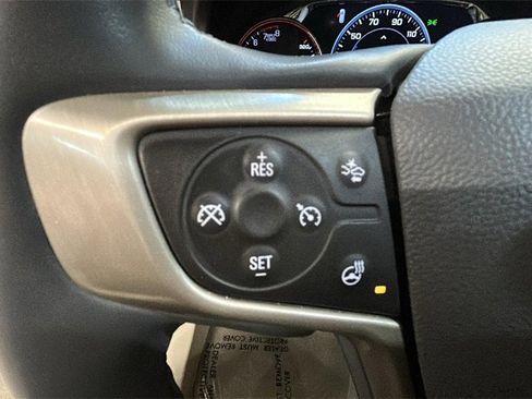 Used 2023 GMC Acadia Denali image 24