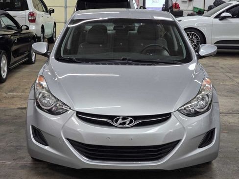 Used 2013 Hyundai Elantra GLS FWD image 12