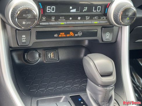 Certified 2024 Toyota RAV4 XLE AWD/4WD image 28