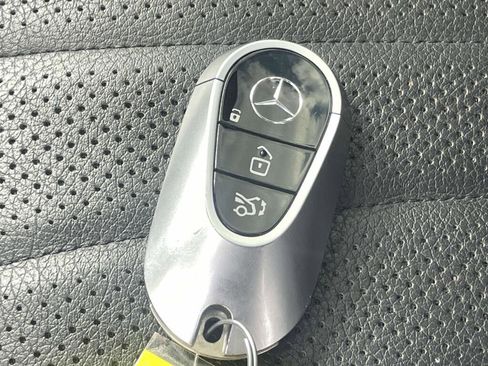 Used 2023 Mercedes-Benz EQS 450+ 4MATIC Sedan image 4
