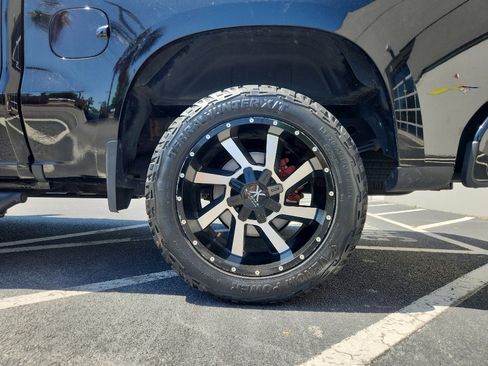 Used 2021 Chevrolet Silverado 1500 Custom RWD image 32