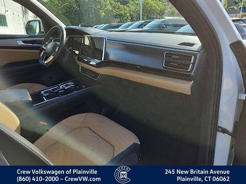 Used 2024 Volkswagen Atlas Cross Sport SE w/ Panoramic Sunroof Package AWD/4WD image 44