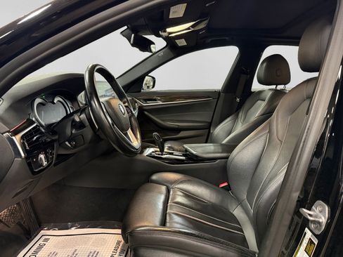 Used 2018 BMW 530i xDrive w/ Premium Package AWD/4WD image 15