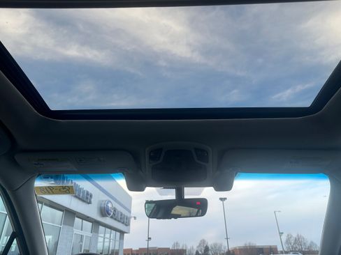 Used 2020 Subaru Outback Limited w/ Popular Package #2 image 15