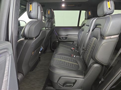 Used 2024 Rivian R1S Adventure AWD/4WD image 21
