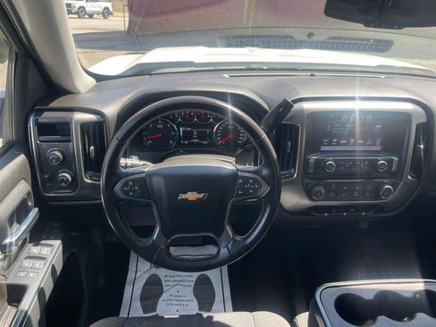 Used 2018 Chevrolet Silverado 1500 LT image 15