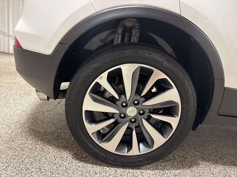 Used 2022 Buick Encore Preferred w/ Safety Package AWD/4WD image 31