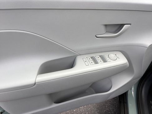 Used 2026 Hyundai Kona SE FWD image 20