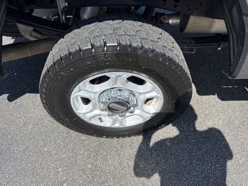 Certified 2025 Ford F250 XLT w/ Snow Plow Prep Package AWD/4WD image 13