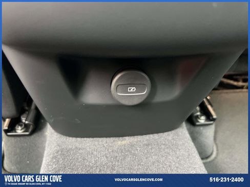 Used 2026 Volvo XC60 B5 Plus w/ Protection Package Premier AWD/4WD image 11