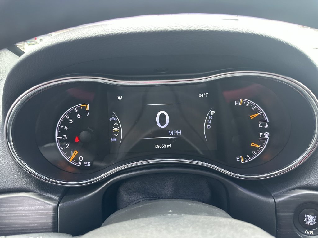 Used 2021 Jeep Grand Cherokee Laredo X AWD/4WD image 11