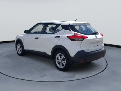 Used 2020 Nissan Kicks S FWD image 7