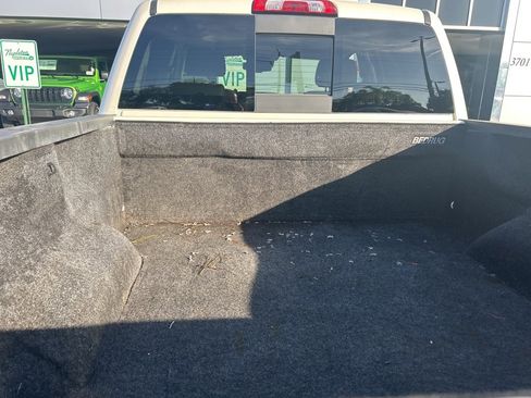 Used 2014 GMC Sierra 1500 SLT image 9