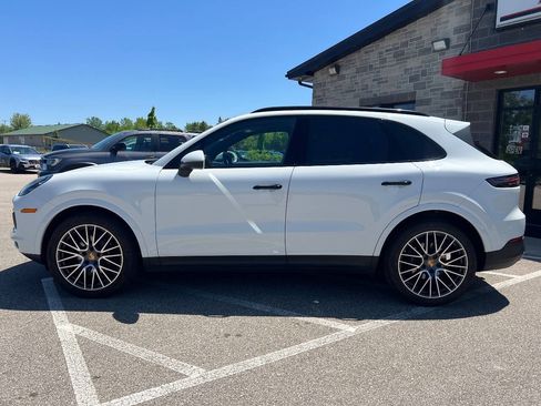 Used 2019 Porsche Cayenne AWD/4WD image 7