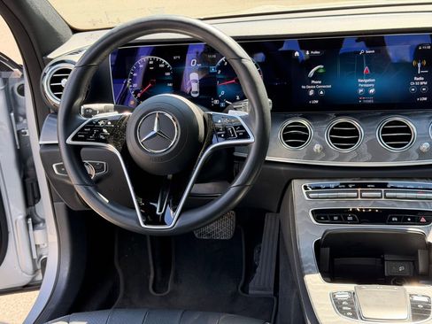 Used 2021 Mercedes-Benz E 350 4MATIC Sedan image 21