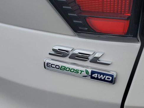 Used 2018 Ford Escape SEL w/ Canadian Touring Package AWD/4WD image 6