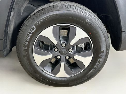 Used 2022 Jeep Grand Cherokee Limited 4xe w/ Luxury Tech Group II image 11