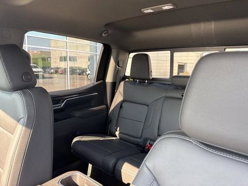 New 2026 Chevrolet Silverado 1500 LT w/ Z71 Off-Road Package image 12