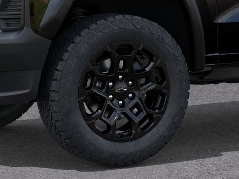 New 2026 Chevrolet Colorado Trail Boss AWD/4WD image 9