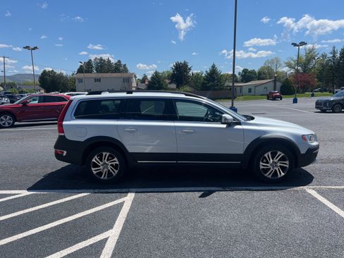 Used 2015 Volvo XC70 T5 Premier FWD image 7