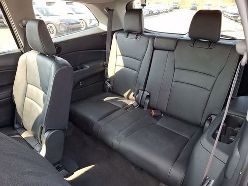 Used 2021 Honda Pilot EX-L image 11