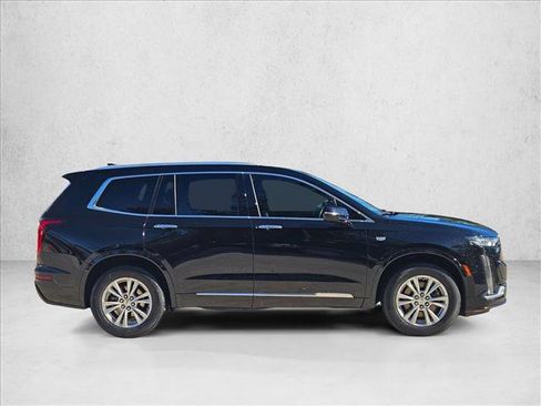 Used 2023 Cadillac XT6 Luxury image 4
