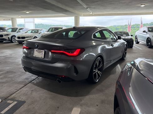 Used 2024 BMW 430i Coupe w/ Premium Package RWD image 7