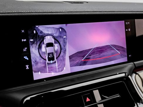 Used 2025 Porsche Panamera w/ Premium Package image 60